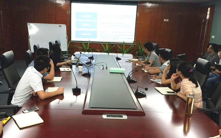 2015年8月27日，集团运营管理部组织“项目投资测算操作”专题培训