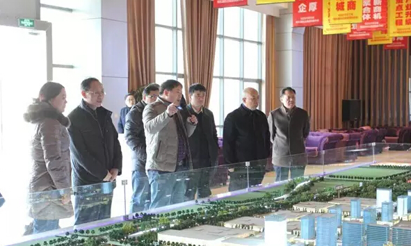 河南省统计局贸易处处长孙磊一行莅临周口华耀城