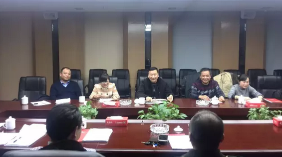 市工商局副局长罗云学一行莅临华耀城