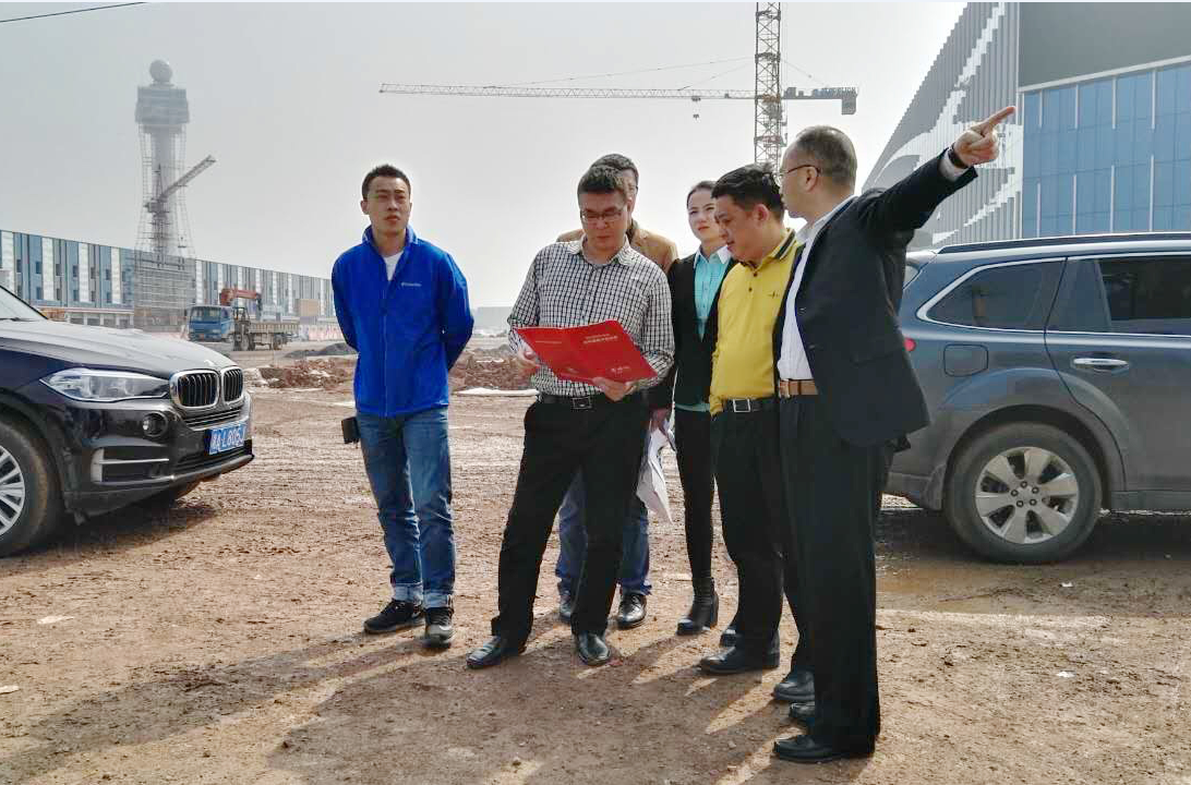 碧桂园集团副总裁、湖南区域总裁黎晓林一行莅临衡阳华耀城