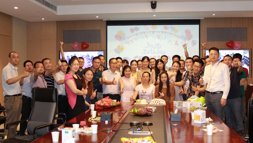 华耀城集团2016年8-9月份员工生日会隆重举行