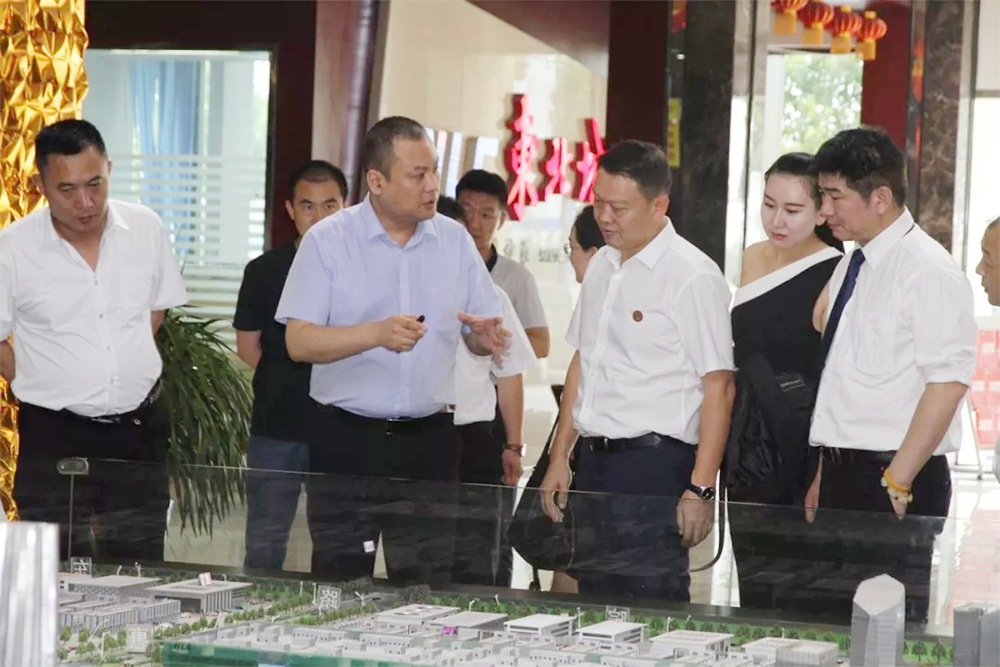 泰国山东总商会会长冯文亮一行来德州东北城考察