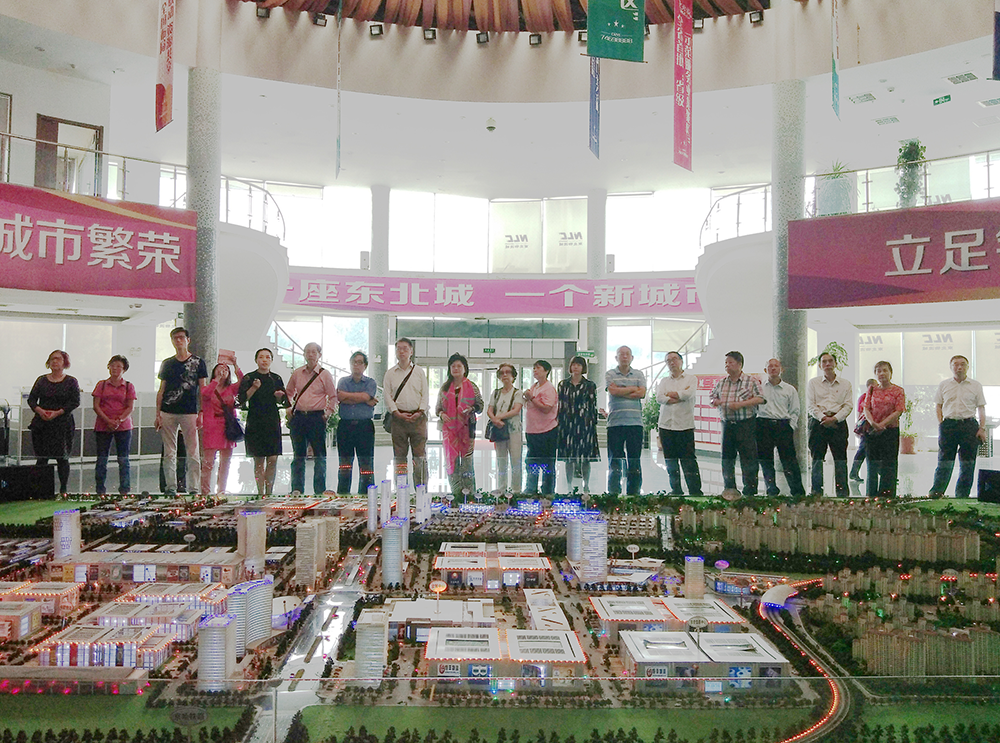 香港国际华商联合会一行参观考察东北城